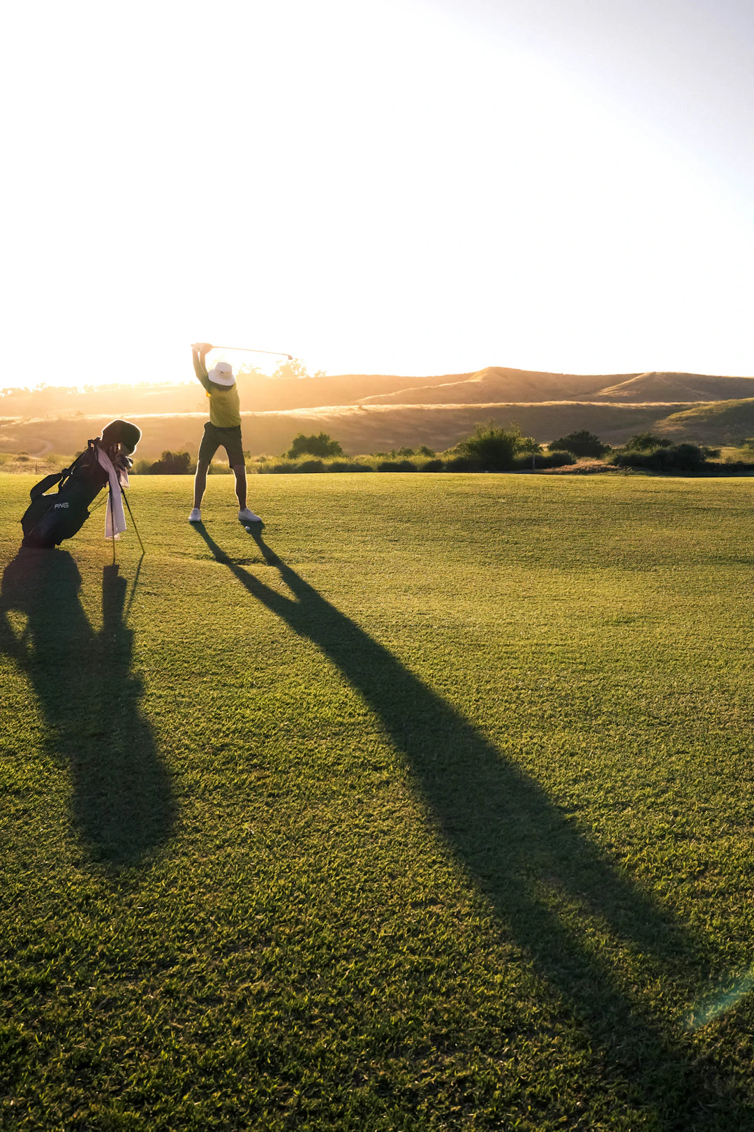 A Stylish Swing: Your Essential Guide to Men's Golf Wardrobe