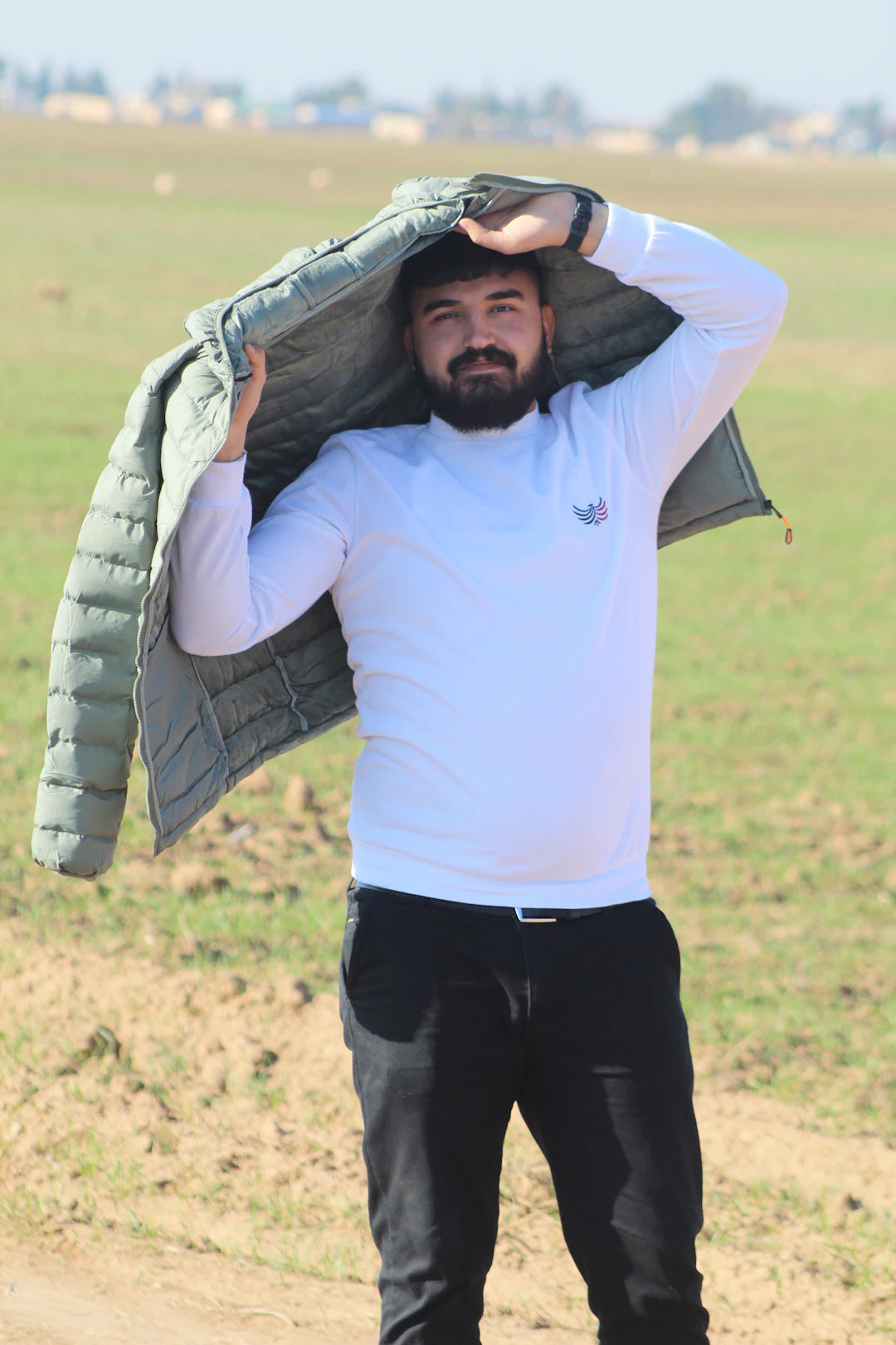 Stylish Lightweight Golf Jackets for Versatile Performance
